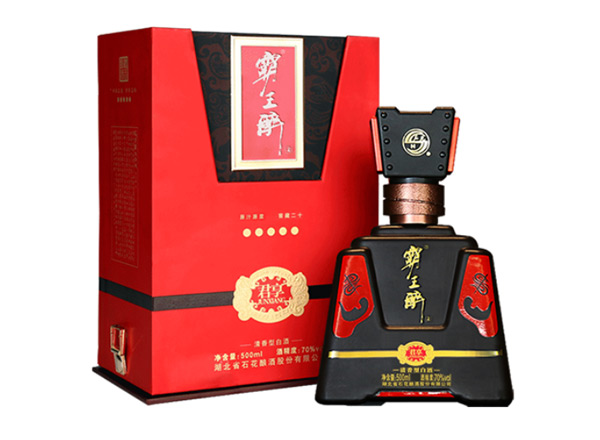 南充石花霸王醉回收霸王醉君享70度白酒礼盒
