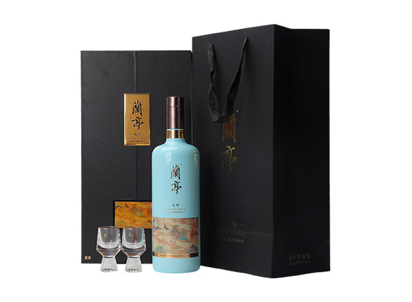 南充会稽山黄酒回收兰亭大师三十年陈酿1L礼盒装绍兴黄酒